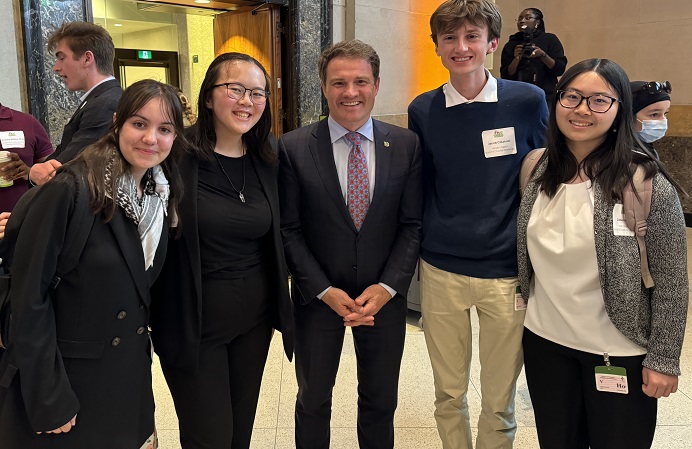 MP Bachrach with the youth litigants (from left to right: Amelia Penney-Crocker, Katie Yu, Jacob Colatosti, and Catherine He)
